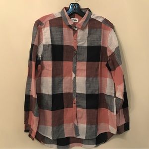 Pulse Lightweight Plaid Long Sleeve Top